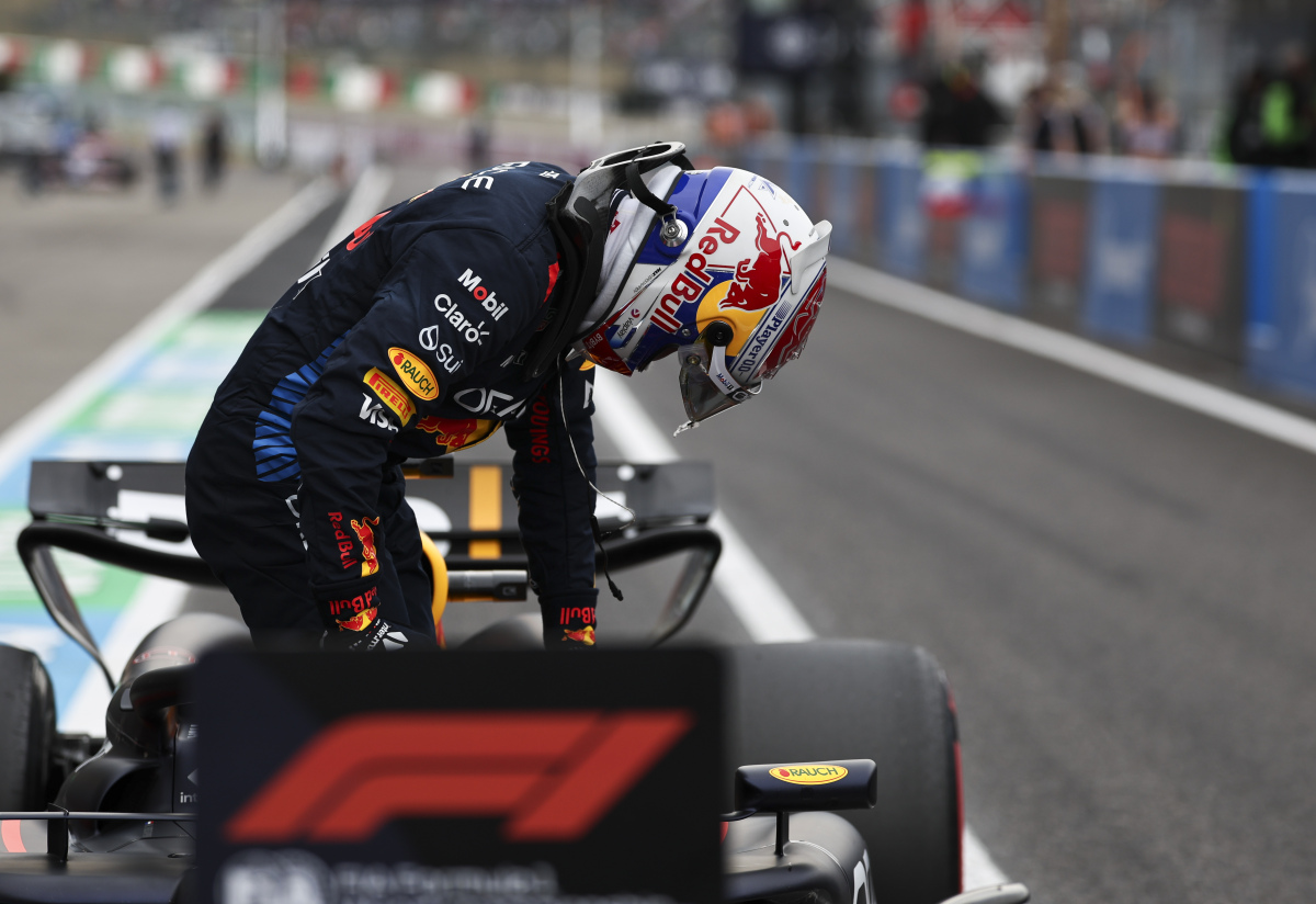 索伯车队鏖战哈斯车队,周冠宇点燃赛场 索伯车队鏖战哈斯车队,周冠宇点燃赛场