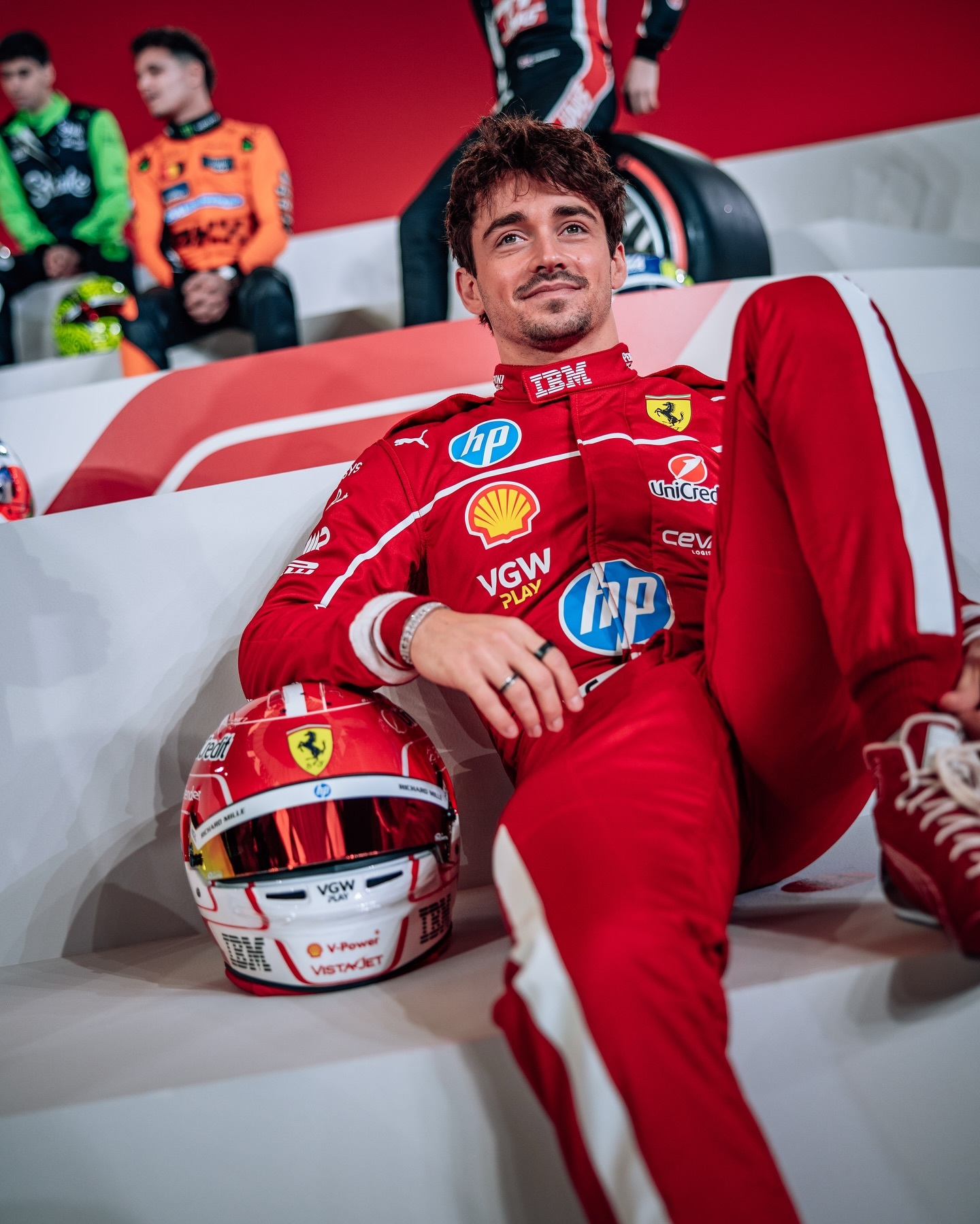 迈凯伦碾压红牛二队,皮亚斯特里高光表现 迈凯伦碾压红牛二队,皮亚斯特里高光表现