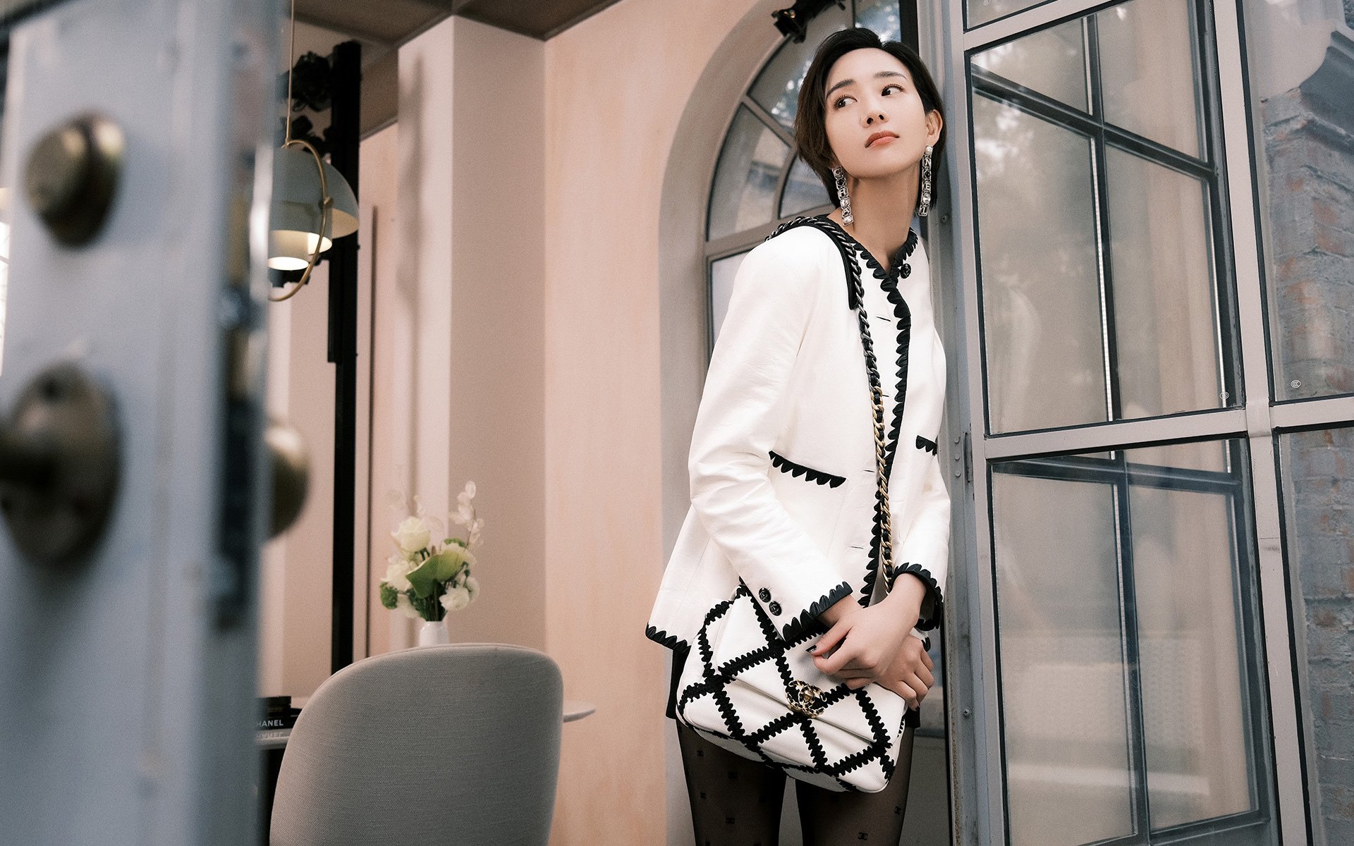 开云体育平台APP-逆袭史诗，当黄蜂的锋芒刺穿雷霆—记一场颠覆宿命的总决赛焦点战