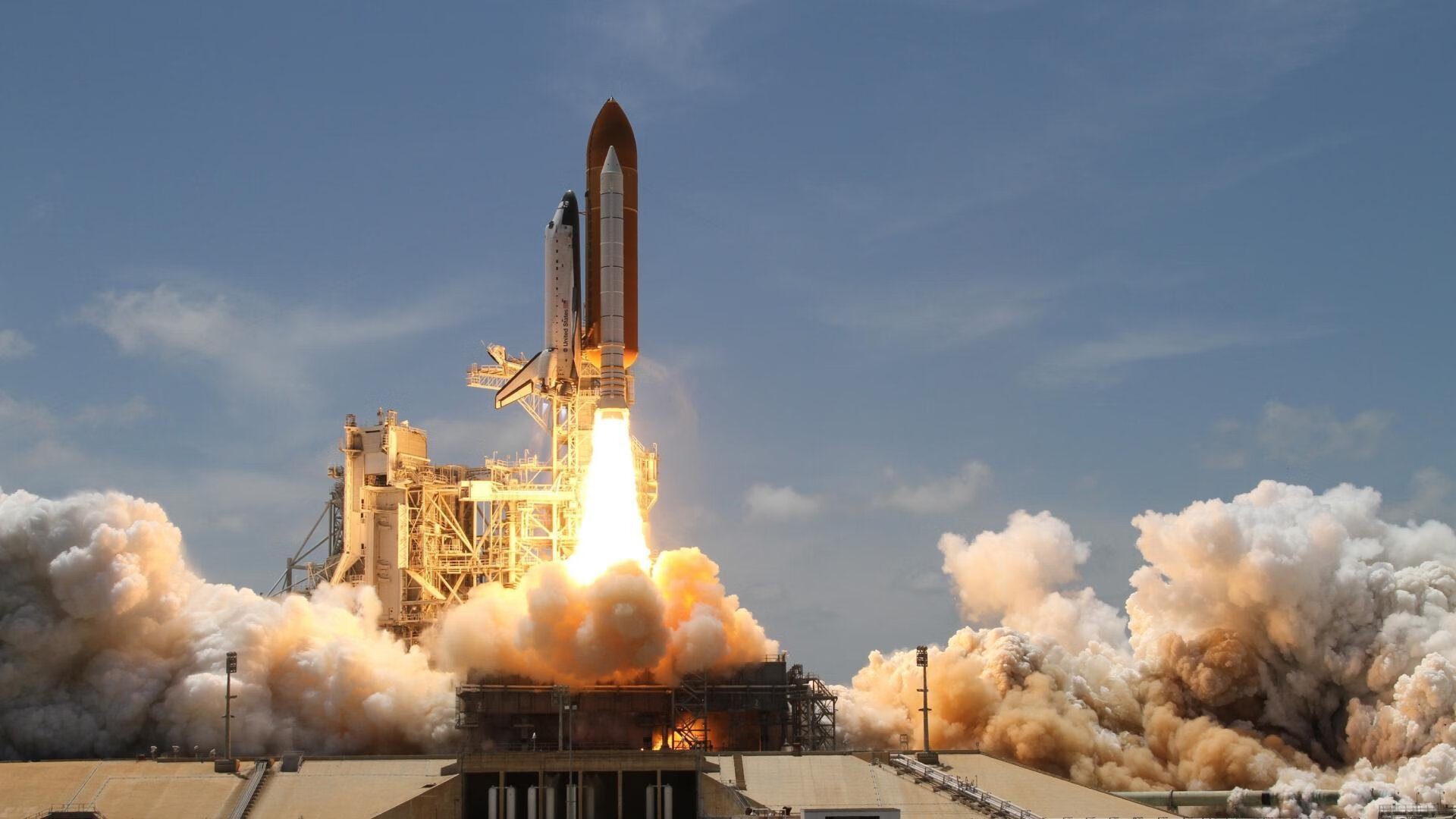 黑蓝狙击手暗夜突袭宝石城！卢卡库攻防一体自带体系，亚特兰大三连击一波流带走国米